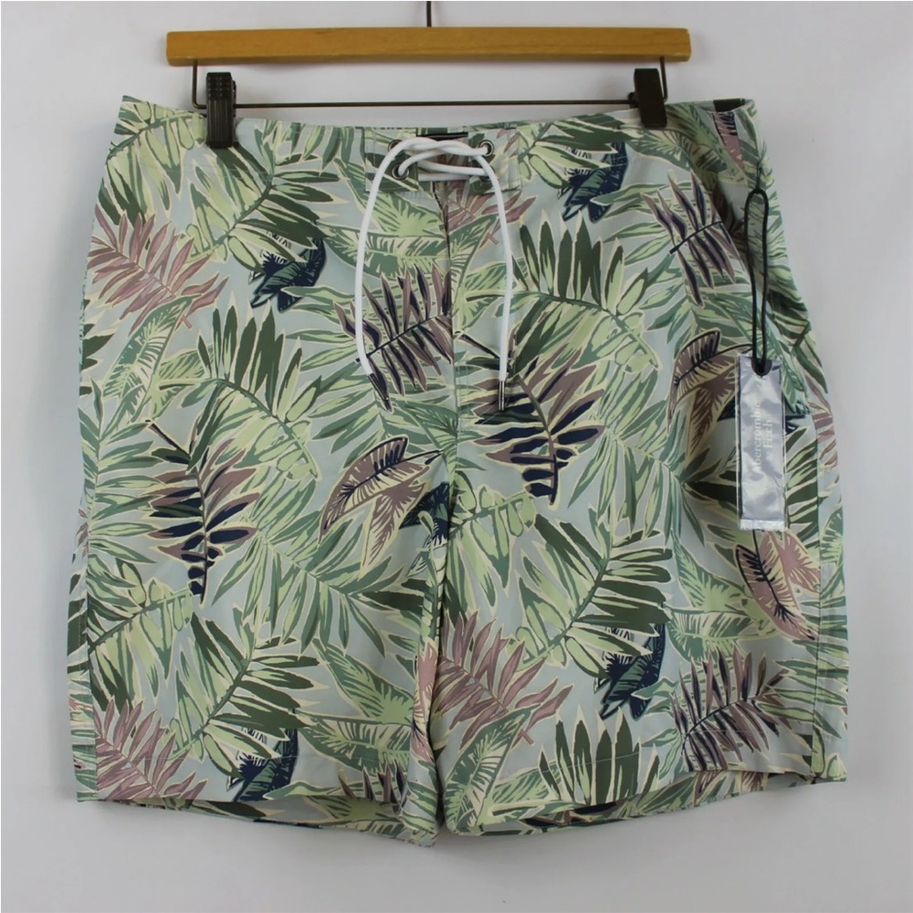 ABERCROMBIE&FITCH MEN`S 7" BOARD / SWIM SHORTS SIZE 32 NEW